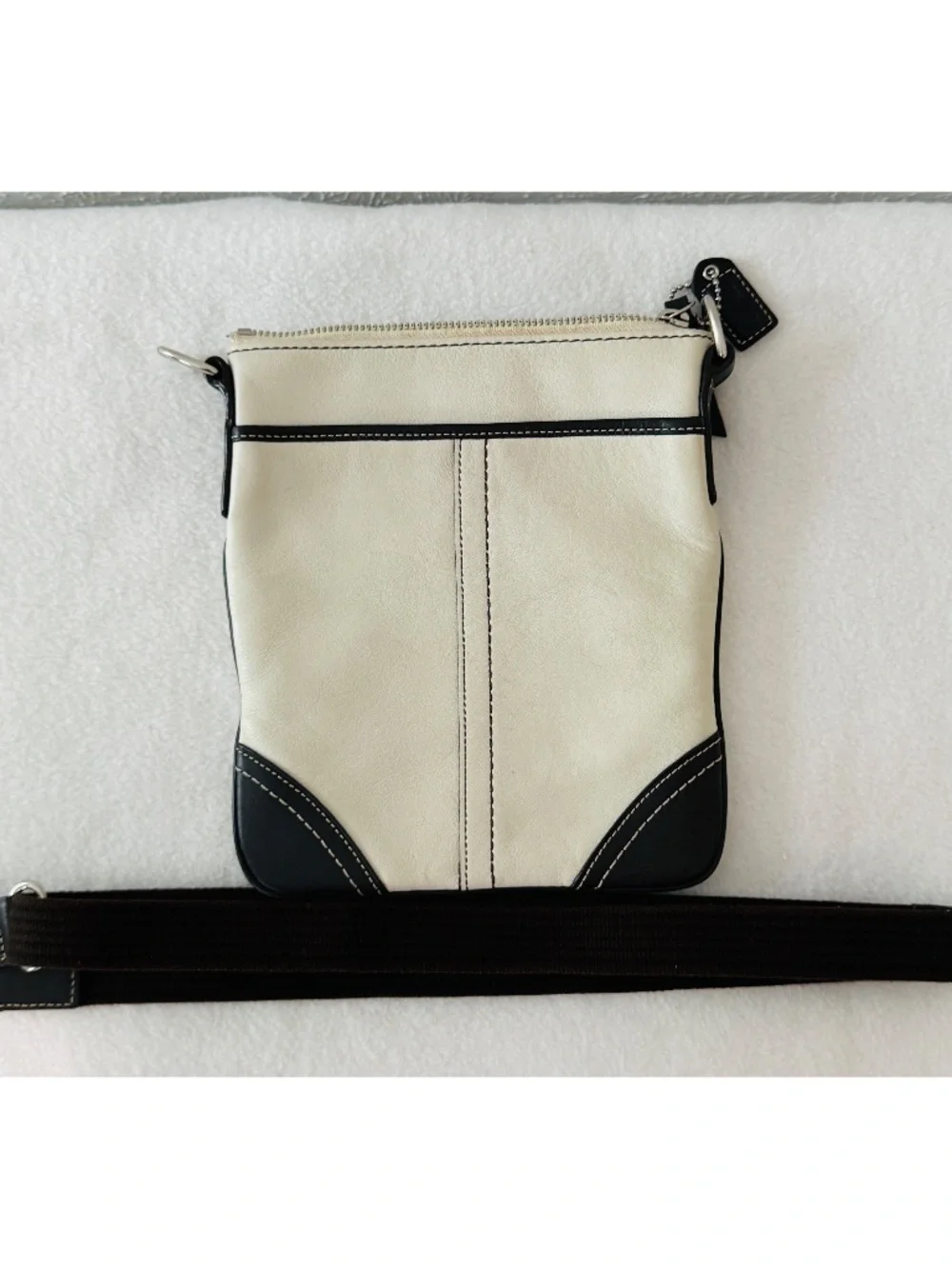 Coach Vintage Slim Leather Swingpack Crossbody Bag, Y2k Era,